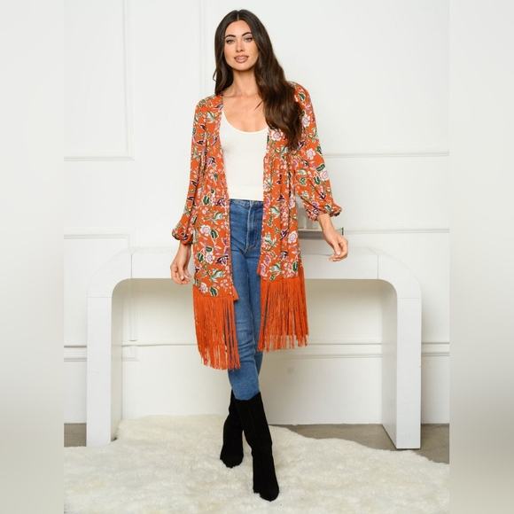 SALE! 002. 3/4 SLEEVE OPEN FRONT FRINGE FLORAL KIMONO - Picture 2 of 3